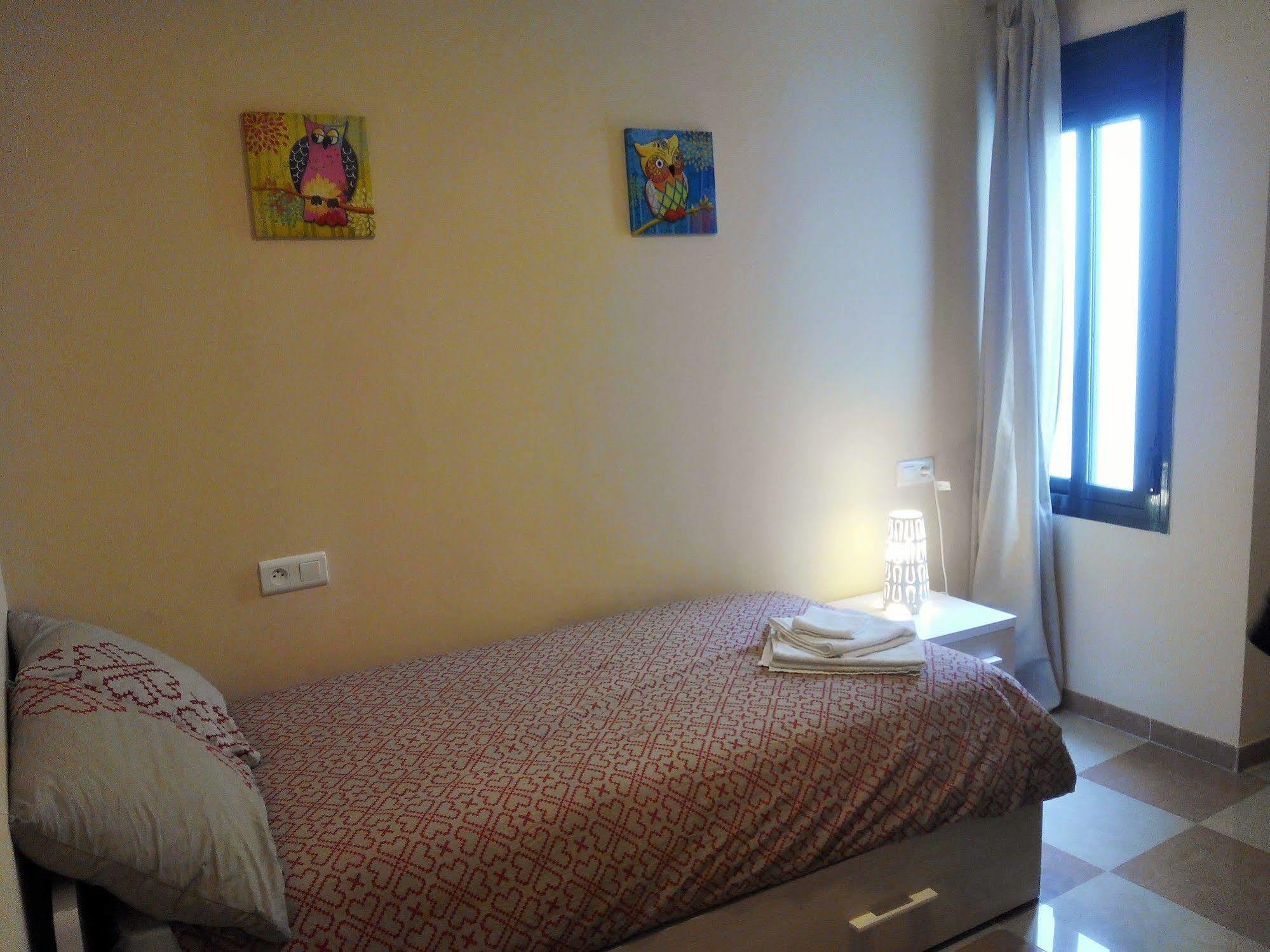 Apartamentos Decada Malaga Exterior photo